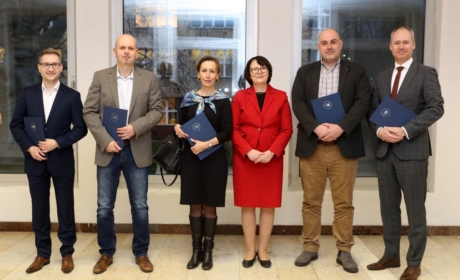 VŠE Awarded Most Popular Teachers of 2021