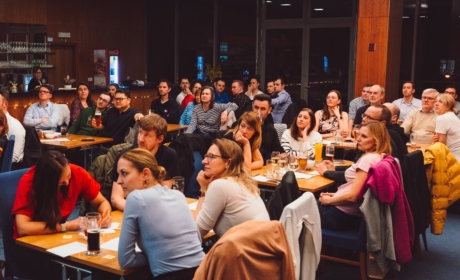 Zveme Vás na šestý ročník VŠE Alumni Pub Quizu!